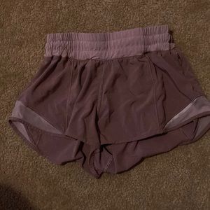 Mauve lululemon hotty hots